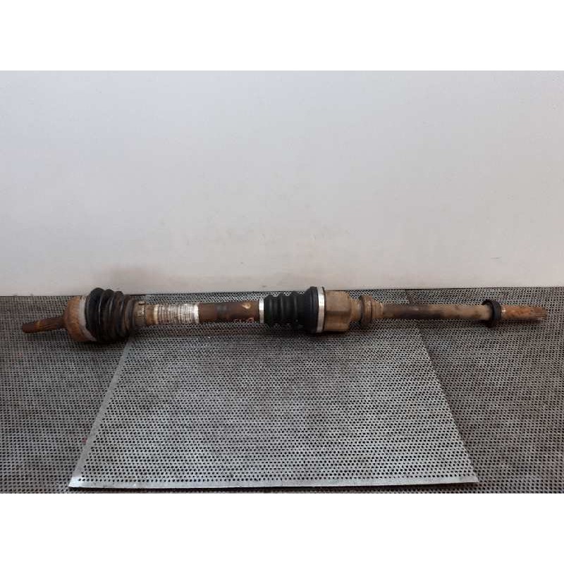 Recambio de transmision delantera derecha para peugeot 206 berlina 1.4 hdi referencia OEM IAM 9630766880  