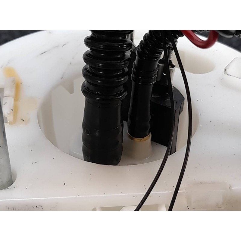 Recambio de aforador para volkswagen golf iv berlina (1j1) conceptline referencia OEM IAM 700468840  PIERBURG 3