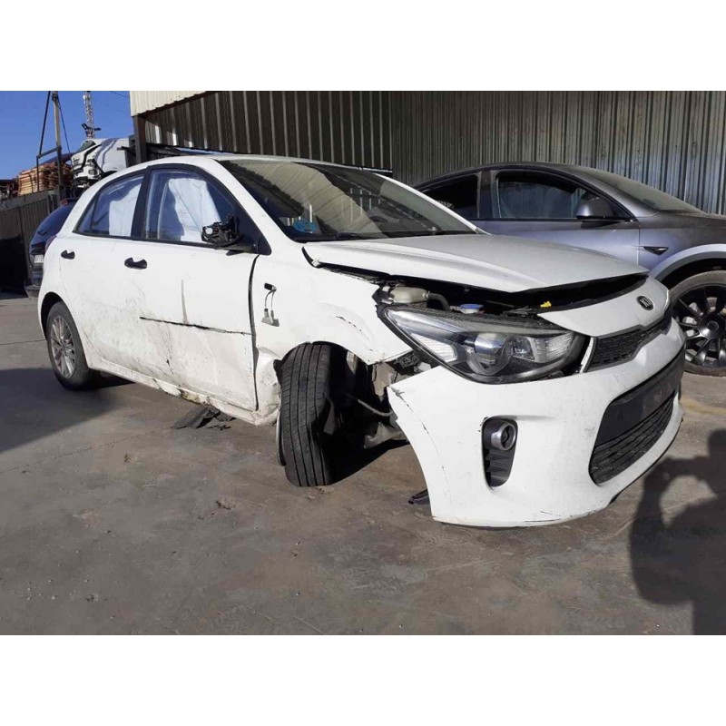 kia rio (yb) del año 2017