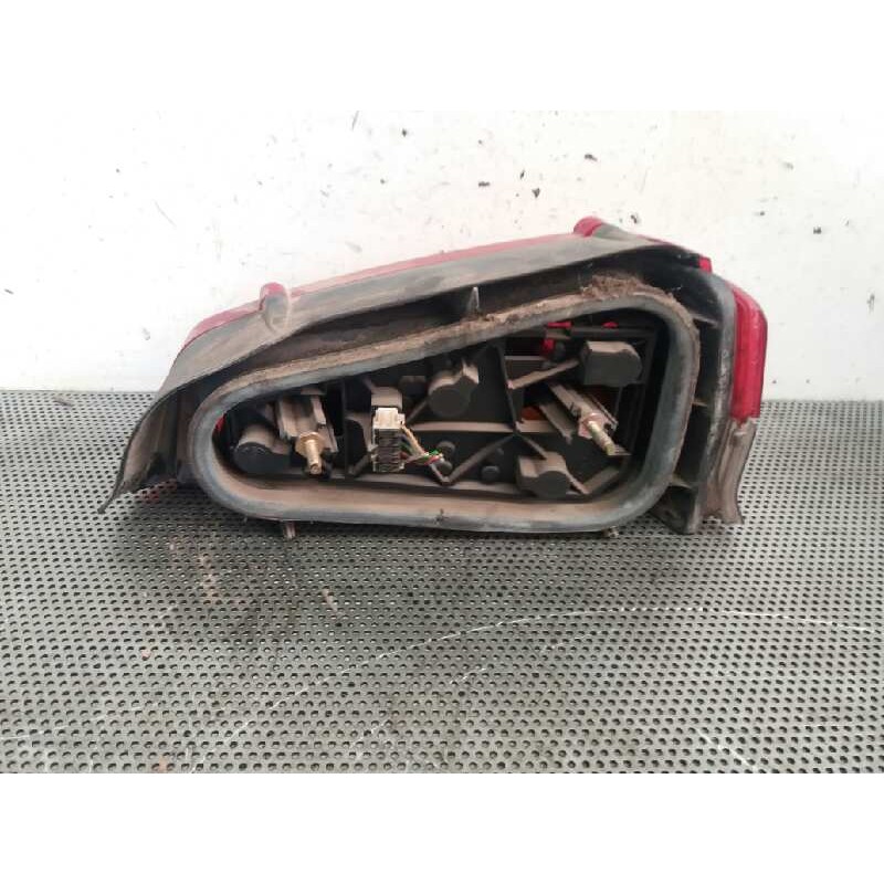 Recambio de piloto trasero izquierdo para peugeot 106 (s1) kid referencia OEM IAM   VALEO - Blanco 2