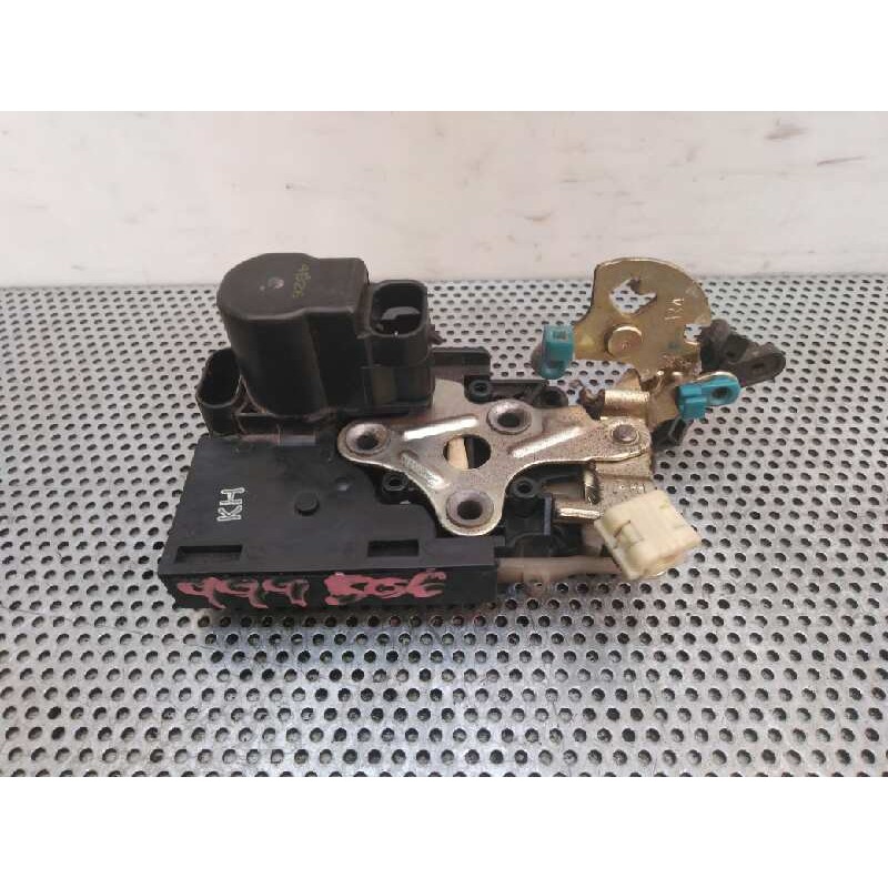 Recambio de cerradura puerta trasera derecha para daewoo lacetti 1.6 cat referencia OEM IAM   