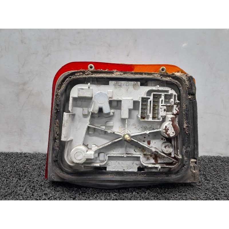 Recambio de piloto trasero izquierdo para peugeot 205 berlina 1.3 referencia OEM IAM - Gris 2