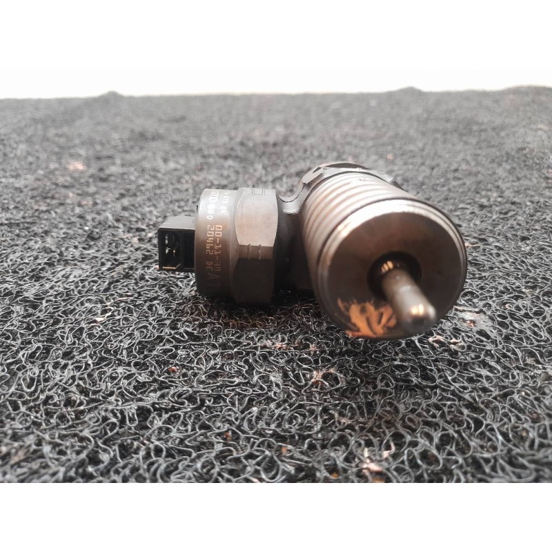 Recambio de inyector para volkswagen passat berlina (3b3) comfortline referencia OEM IAM 0414720028 038130073AA - Azul 2