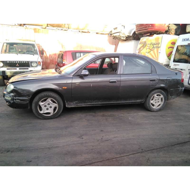 kia shuma del año 2000