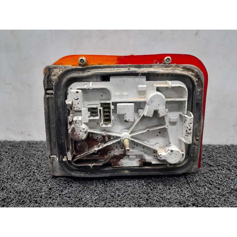 Recambio de piloto trasero derecho para peugeot 205 berlina 1.3 referencia OEM IAM - Gris 2