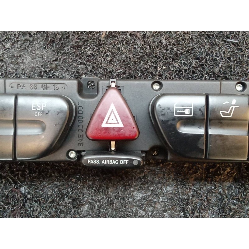 Recambio de warning para mercedes-benz clase clk (w209) coupe 270 cdi (209.316) referencia OEM IAM 2038215679 3306010400 2