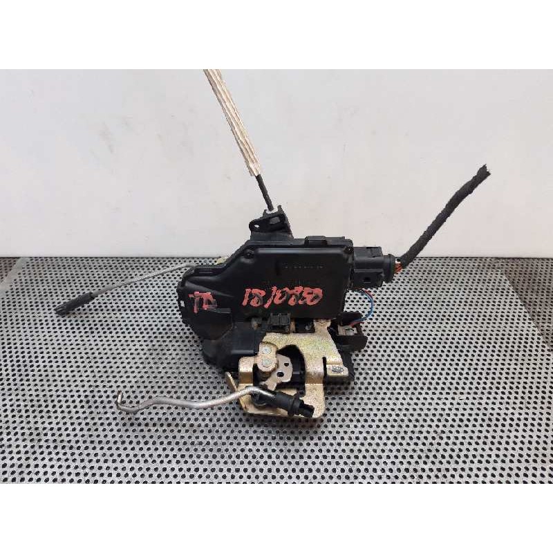 Recambio de cerradura puerta trasera derecha para audi a6 berlina (4b2) 2.5 tdi referencia OEM IAM 2