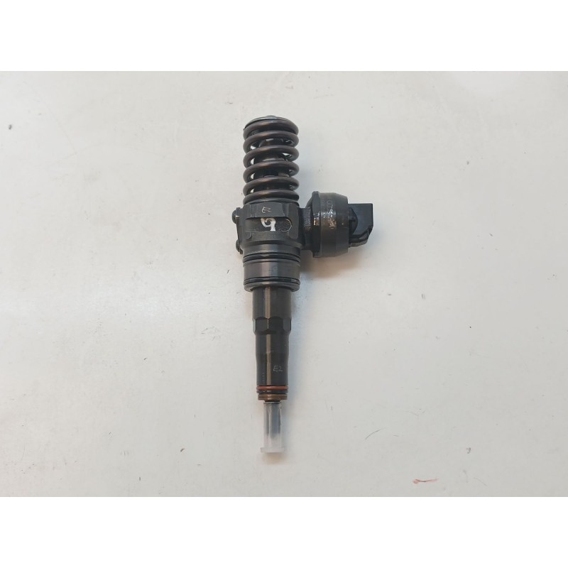 Recambio de inyector para seat ibiza (6j5) reference referencia OEM IAM 038130073BP 0414720314 