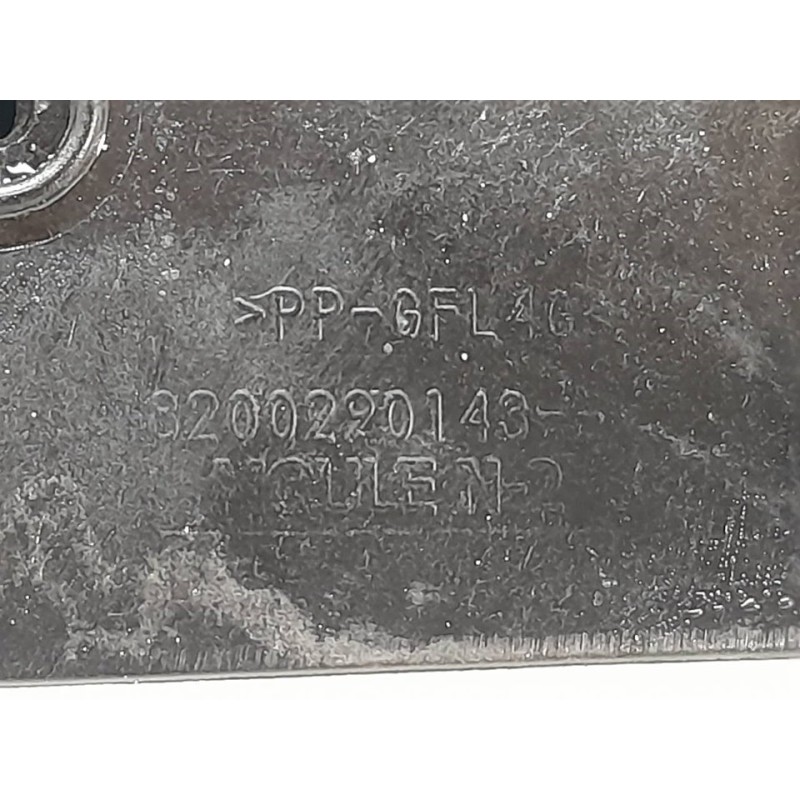 Recambio de panel frontal para renault clio iii dynamique referencia OEM IAM 8200290143 2