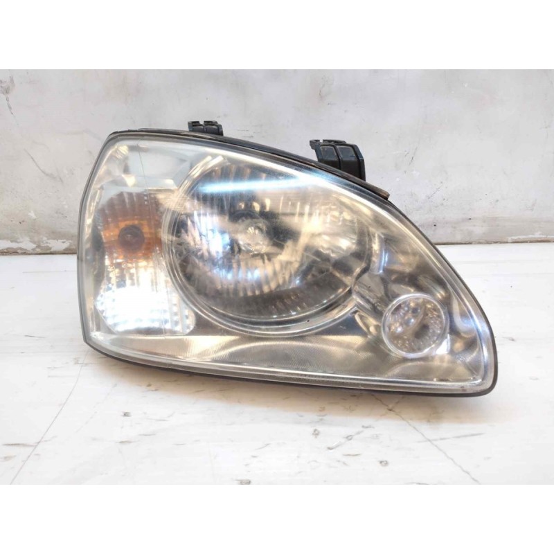 Recambio de faro derecho para kia carens 2.0 crdi ex monovolumen referencia OEM IAM   