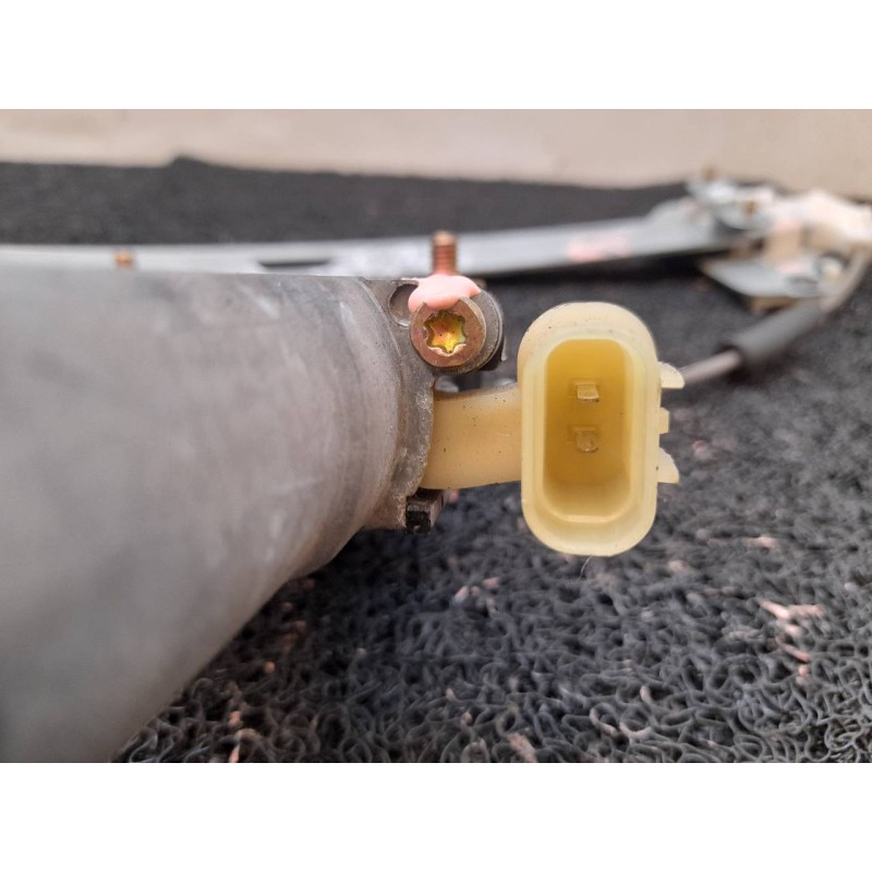 Recambio de elevalunas delantero izquierdo para kia rio 1.5 crdi ex1 referencia OEM IAM 4