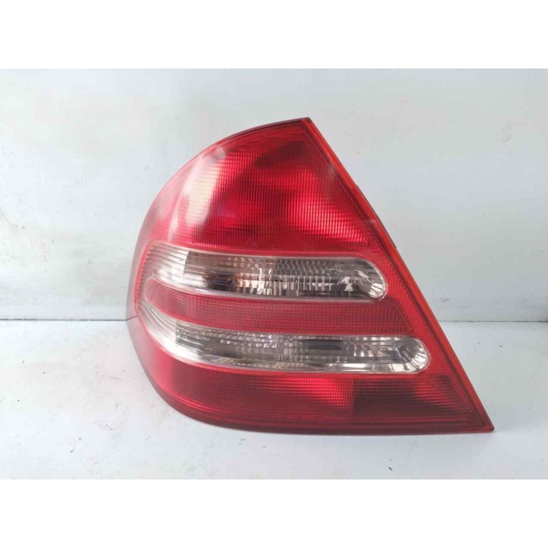 Recambio de piloto trasero izquierdo para mercedes-benz clase c (w203) berlina 220 cdi (203.006) referencia OEM IAM   