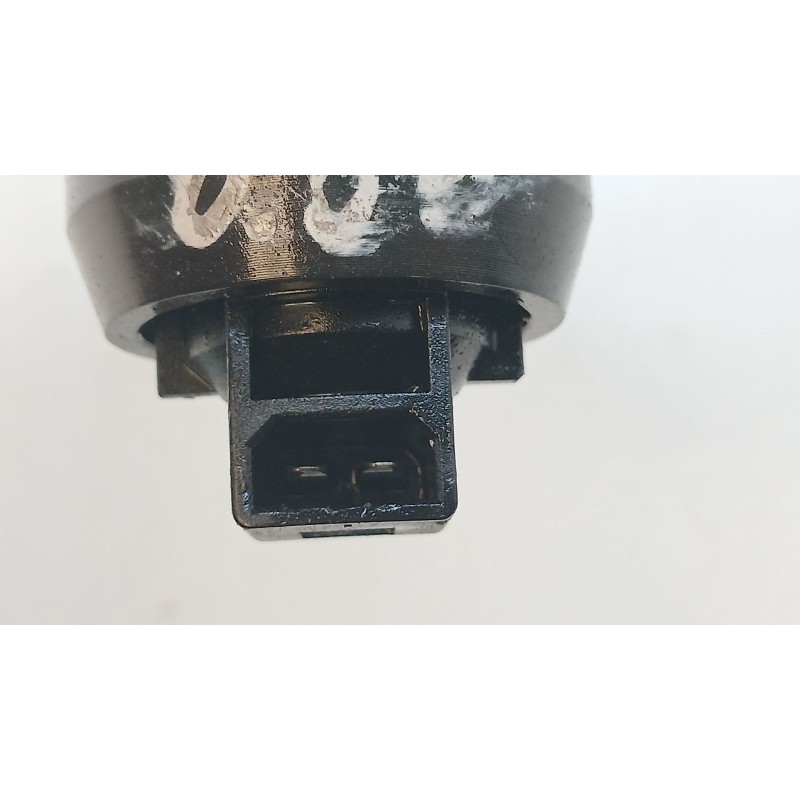 Recambio de inyector para seat ibiza (6j5) reference referencia OEM IAM 038130073BP 0414720314 - Negro 3