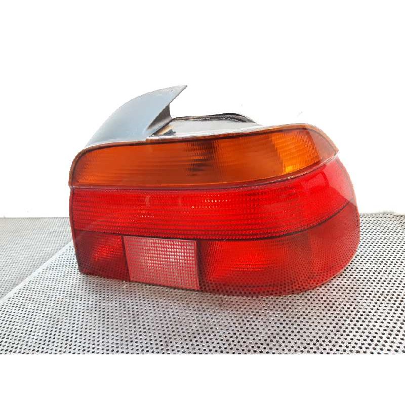 Recambio de piloto trasero derecho para bmw serie 5 berlina (e39) 525tds referencia OEM IAM 8358032  
