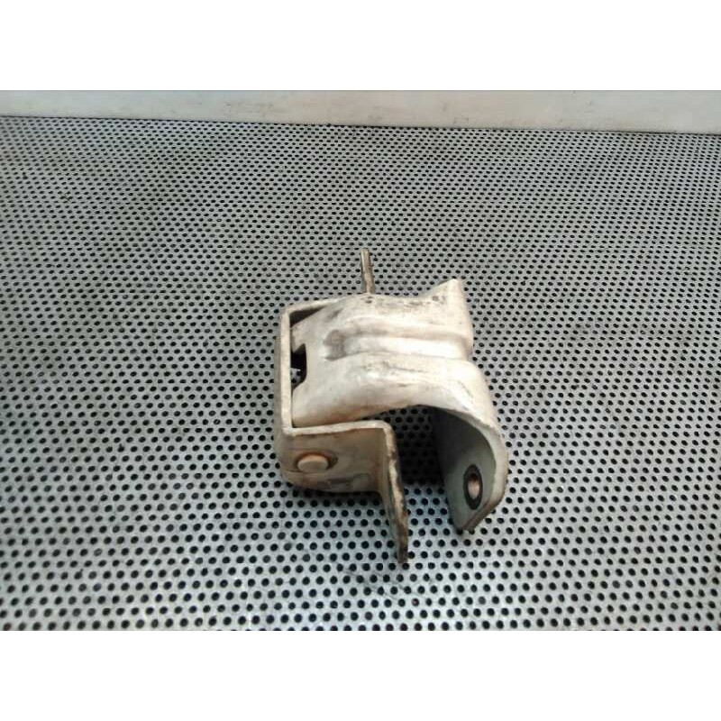 Recambio de bisagra puerta para nissan cabstar e 3.0d referencia OEM IAM - Blanco 2