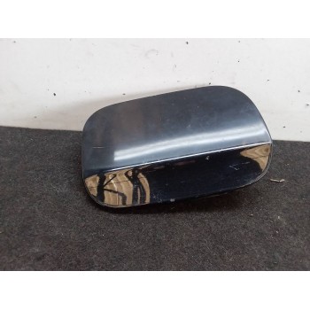 TAPA EXTERIOR COMBUSTIBLE A1695845117 A0005846517 