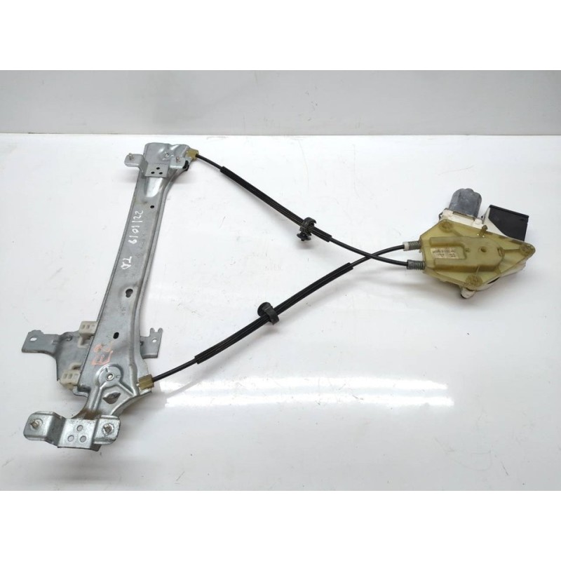 Recambio de elevalunas trasero derecho para renault megane iii berlina 5 p expression referencia OEM IAM 827300003R  BROSE 2