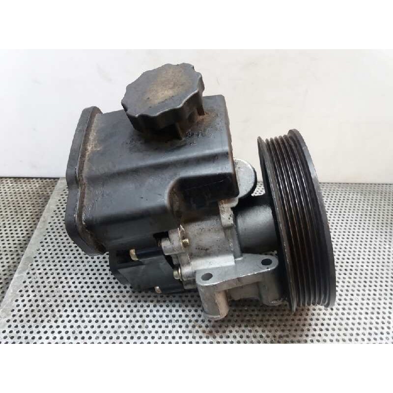 Recambio de bomba direccion para mercedes-benz sprinter 02.00  caja cerrada 211 cdi (901.6/902.661-662) referencia OEM IAM - Blanco 2