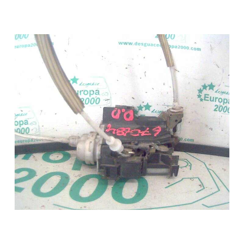 Recambio de cerradura puerta delantera derecha para audi a4 avant (b5) referencia OEM IAM 8D1837016A  