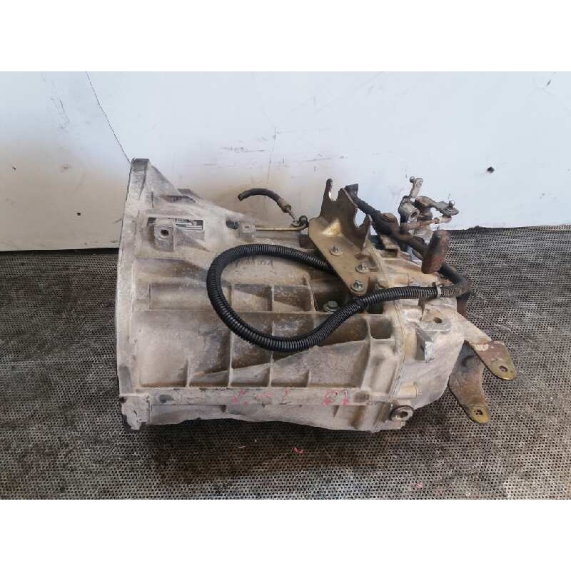 Recambio de caja cambios para mercedes-benz sprinter 02.00  caja cerrada 211 cdi (901.6/902.661-662) referencia OEM IAM A9042510 - Blanco