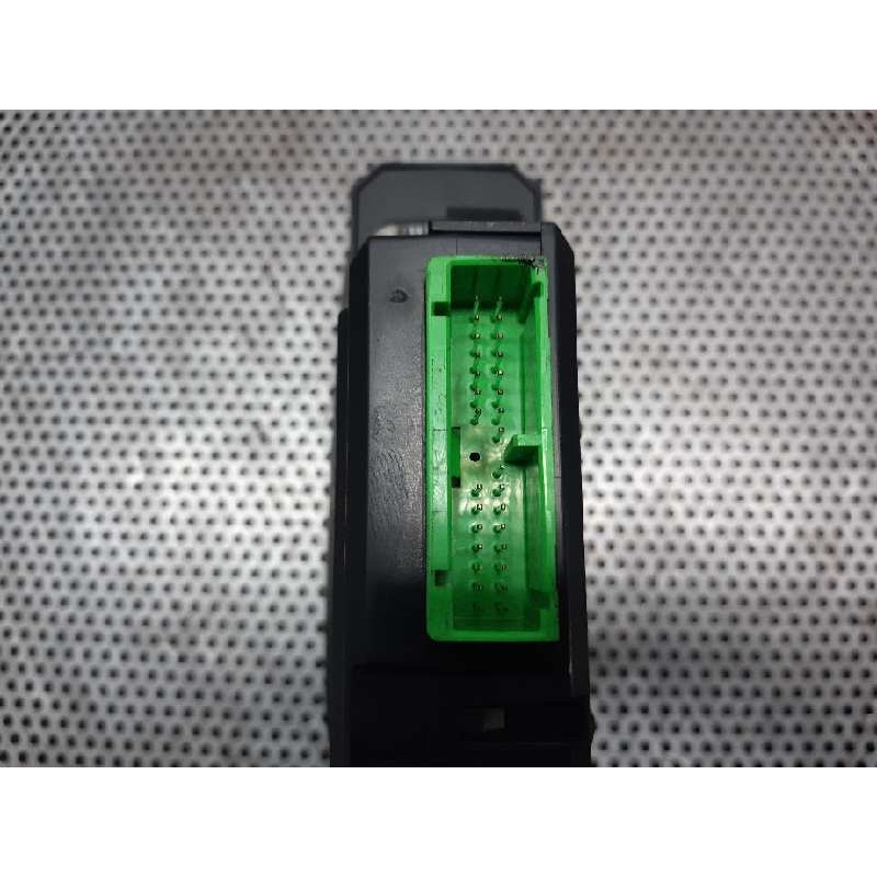 Recambio de mando elevalunas delantero izquierdo para volvo s80 berlina d5 executive referencia OEM IAM 30658699 2