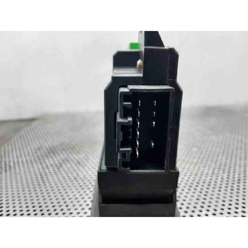 Recambio de mando elevalunas delantero izquierdo para volvo s80 berlina d5 executive referencia OEM IAM 30658699 3