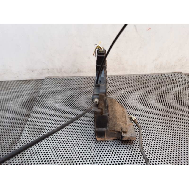 Recambio de cerradura puerta trasera derecha para mazda 3 berlina (bk) 1.6 crdt active referencia OEM IAM - Azul 2