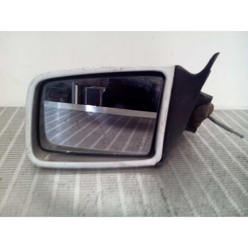Recambio de retrovisor izquierdo para opel kadett e referencia OEM IAM  63975 