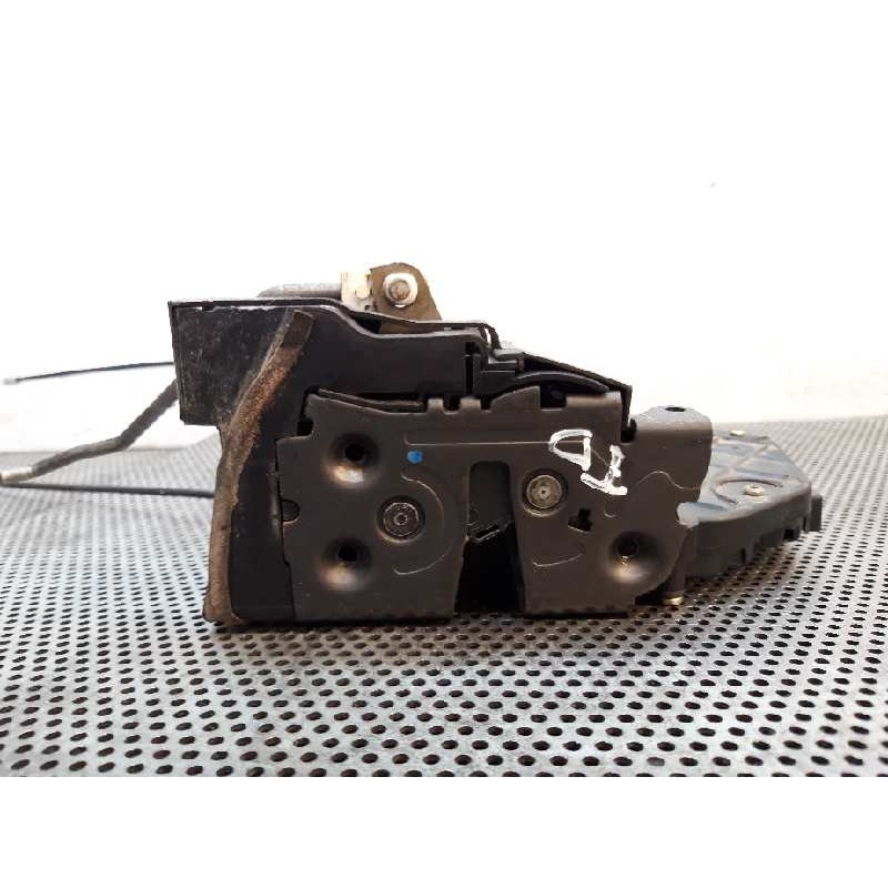 Recambio de cerradura puerta trasera derecha para mazda 3 berlina (bk) 1.6 crdt active referencia OEM IAM - Azul 5