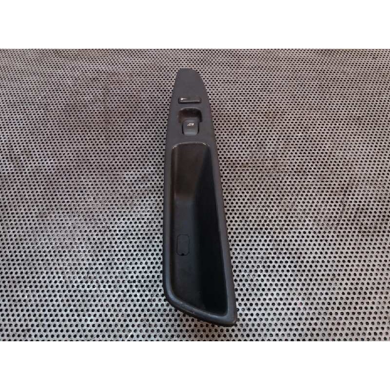 Recambio de mando elevalunas delantero derecho para volvo s40 berlina td referencia OEM IAM 30889753  