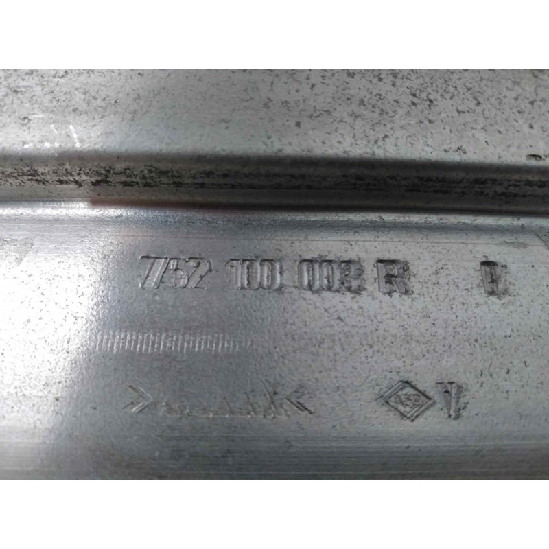 Recambio de refuerzo paragolpes delantero para renault megane iii berlina 5 p expression referencia OEM IAM 752100003R 2