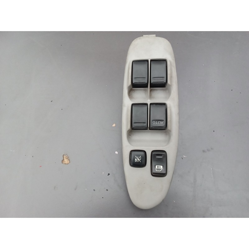 Recambio de mando elevalunas delantero izquierdo para nissan almera tino (v10m) básico referencia OEM IAM 2