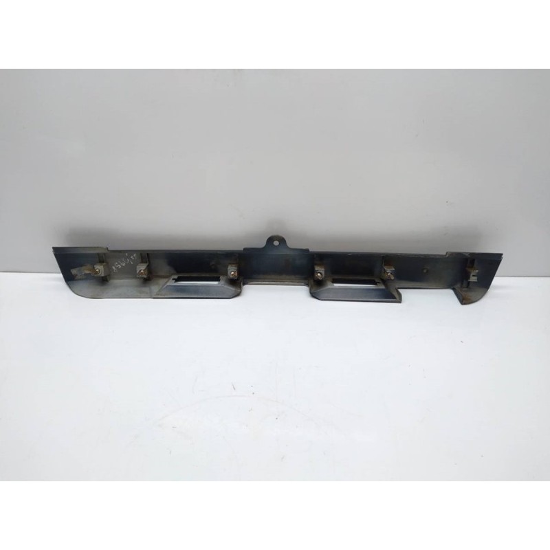 Recambio de molduras traseras para ssangyong rexton 270 xvt limited referencia OEM IAM 7149008022 3