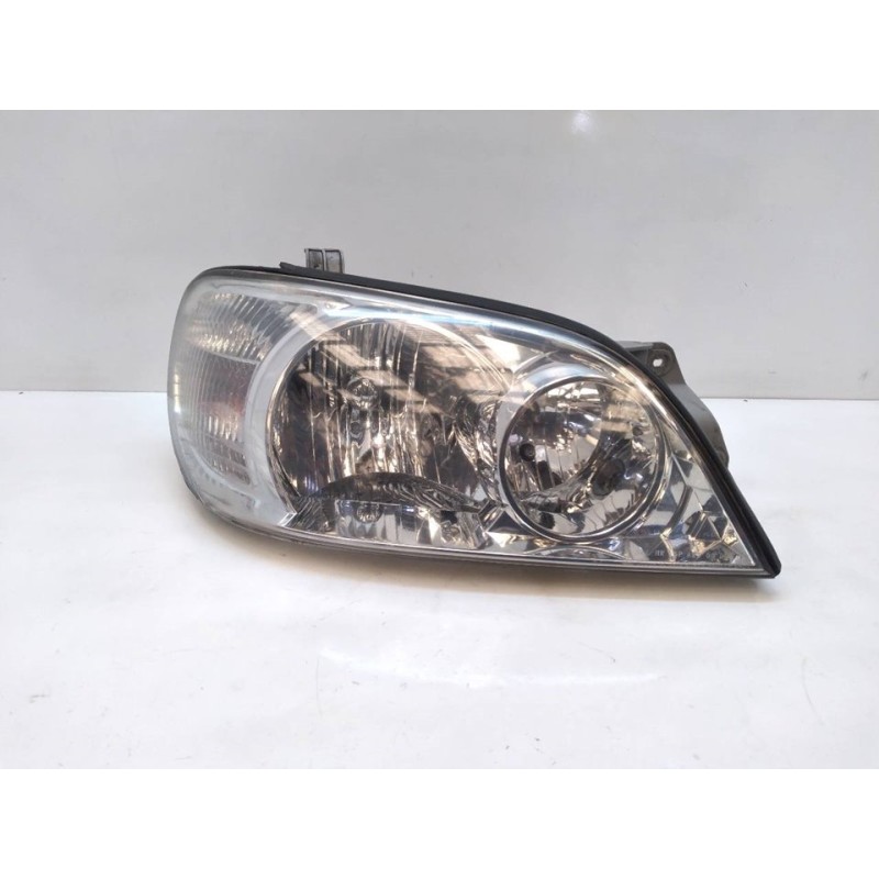 Recambio de faro derecho para kia carnival ii 2.9 crdi lx referencia OEM IAM   
