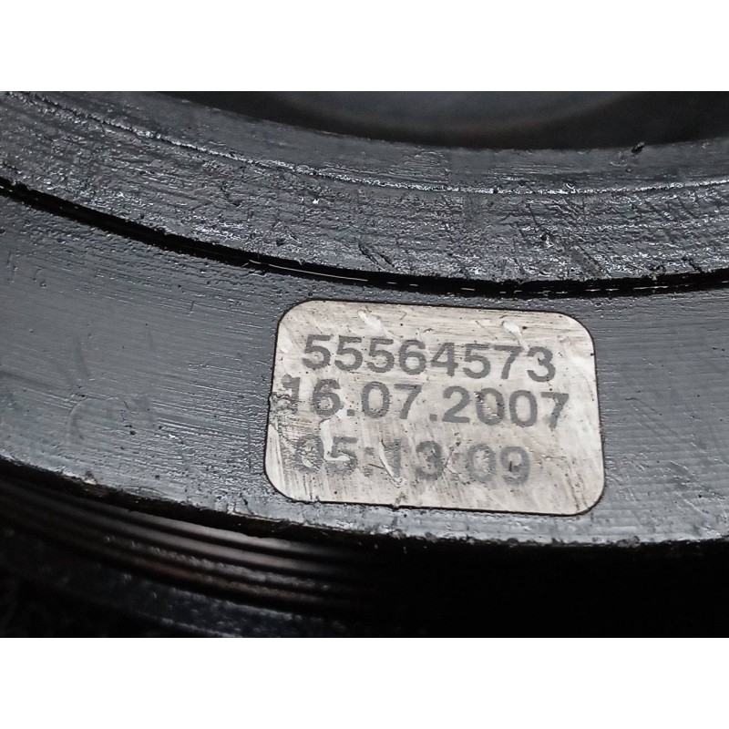 Recambio de polea cigueñal para opel astra twin top enjoy referencia OEM IAM 55564573 3