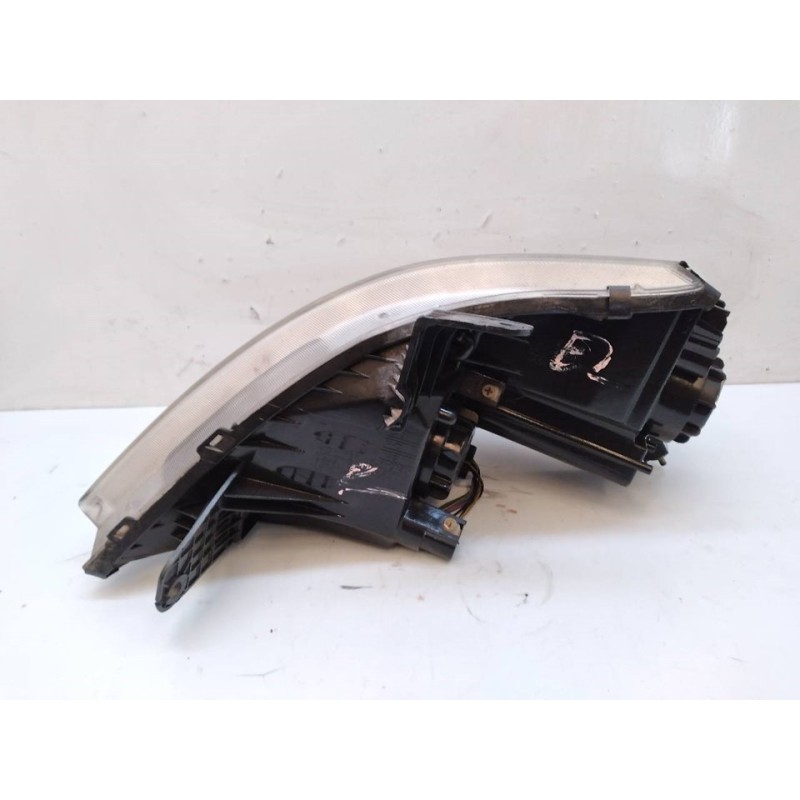Recambio de faro derecho para ssangyong rexton rx 270 plus / 270 xdi plus referencia OEM IAM - Negro 4