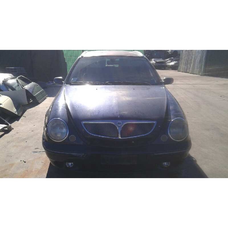 lancia lybra station wagon del año 2000