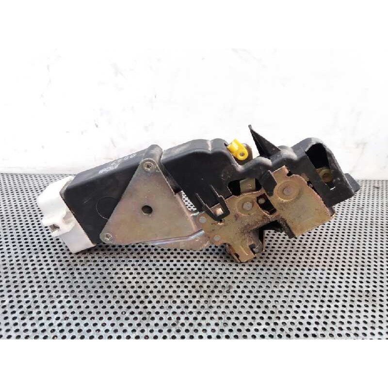 Recambio de cerradura puerta delantera derecha para volvo s40 berlina td referencia OEM IAM 4