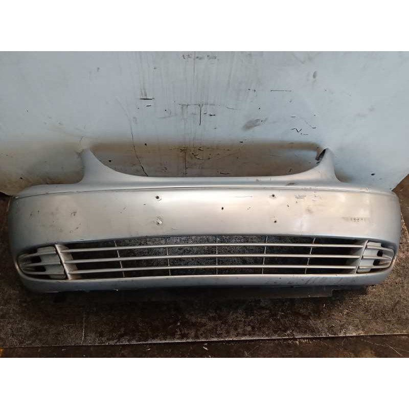 Recambio de paragolpes delantero para chrysler voyager (rg) 2.4 se referencia OEM IAM   