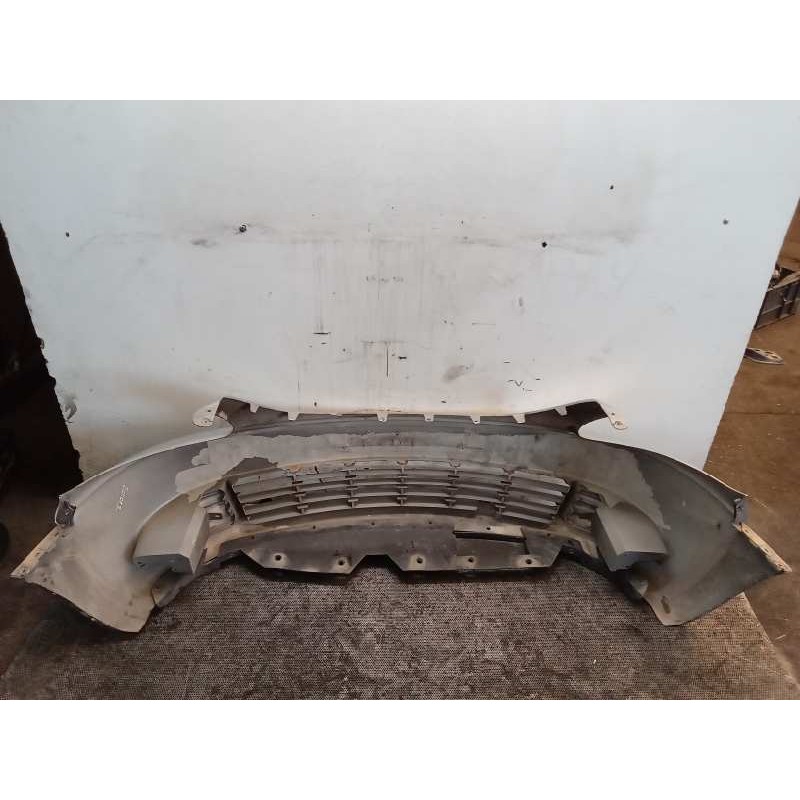 Recambio de paragolpes delantero para chrysler voyager (rg) 2.4 se referencia OEM IAM 4