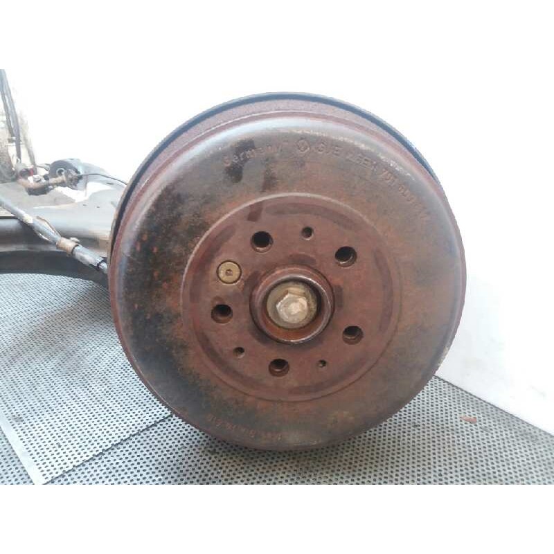 Recambio de mangueta trasera izquierda para volkswagen caravelle 2.4d referencia OEM IAM - Blanco 3