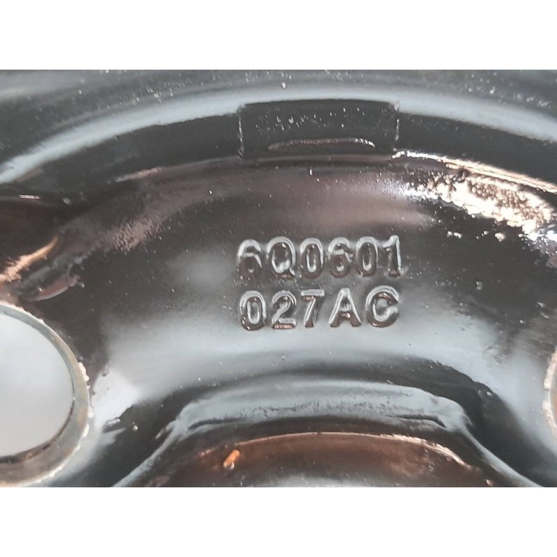 Recambio de llanta para volkswagen polo (6c1) advance bluemotion referencia OEM IAM 6Q0601027AC - Blanco 2