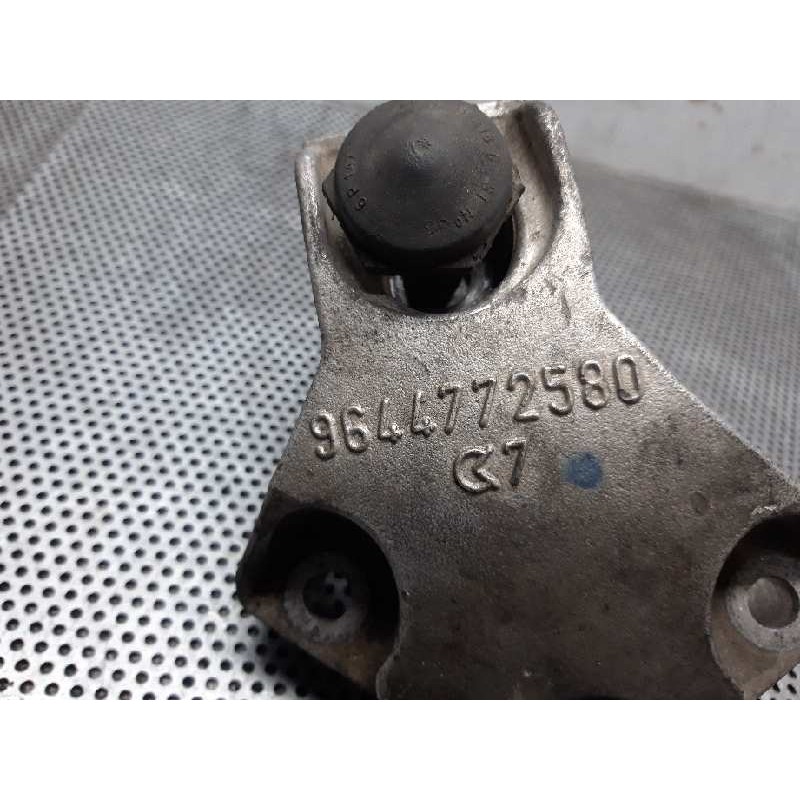 Recambio de soporte motor derecho para citroën xsara picasso 1.6 hdi 90 exclusive referencia OEM IAM 96447725807 - Blanco 2