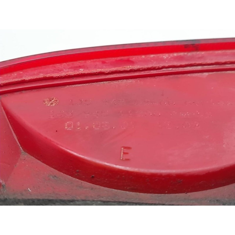 Recambio de piloto trasero derecho para volkswagen bora berlina (1j2) highline referencia OEM IAM 1J5945096AA - Negro 3