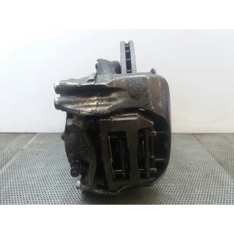 Recambio de mangueta delantera derecha para volkswagen caravelle 2.4d referencia OEM IAM - Blanco 3