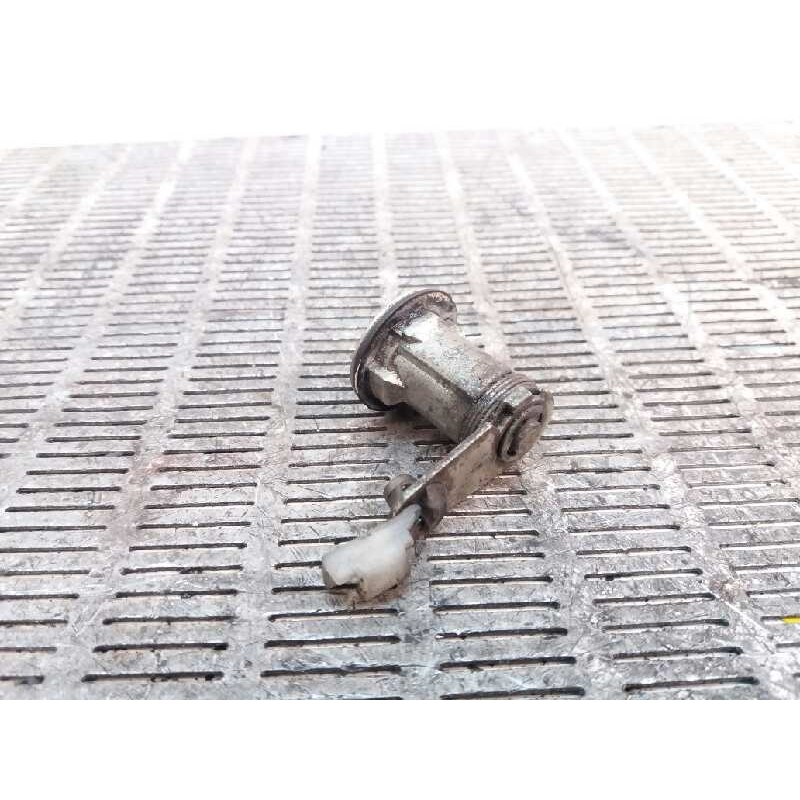 Recambio de bombin puerta delantera izquierda para nissan vanette (c 220) vanette furgoneta diesel referencia OEM IAM - Blanco 2