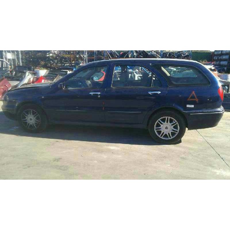 lancia lybra station wagon del año 2000