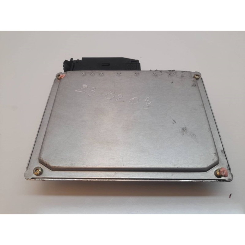 Recambio de centralita motor uce para audi a4 berlina (b5) 1.8 referencia OEM IAM 0261204774 8D0907558B BOSCH 2