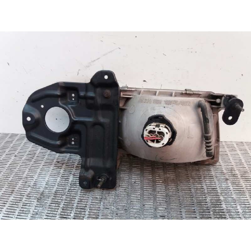 Recambio de faro izquierdo para geo tracker 1.6 referencia OEM IAM 3510060AB  STANLEY 3