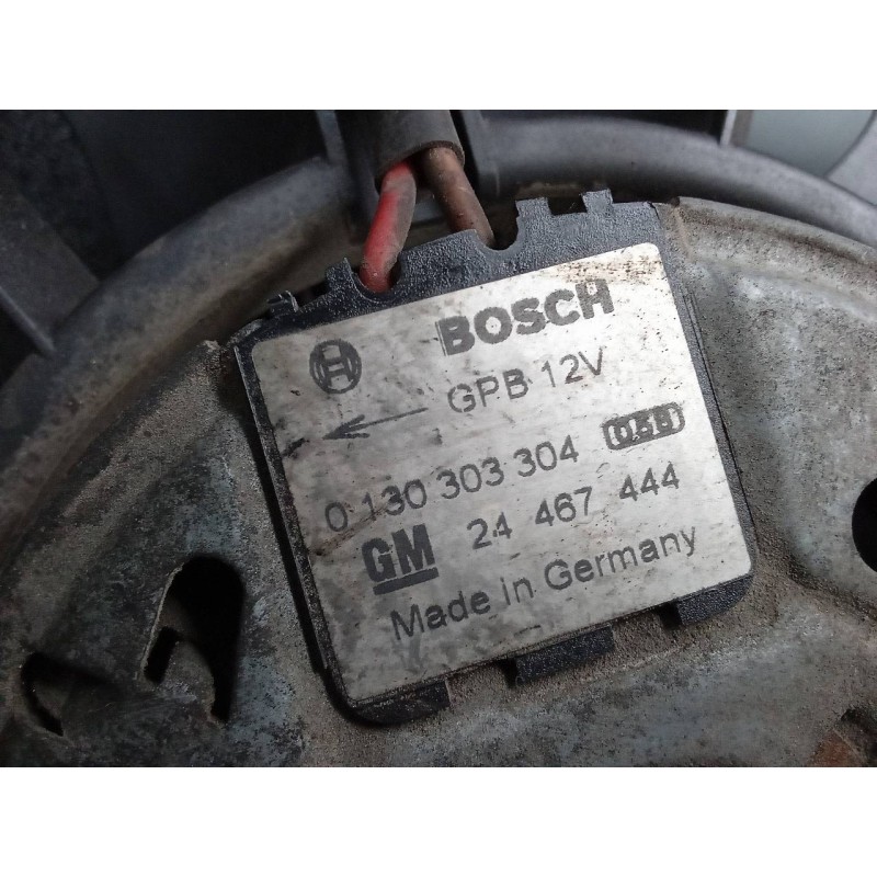 Recambio de electroventilador para opel astra twin top enjoy referencia OEM IAM 0130303304 24467444 BOSCH 4